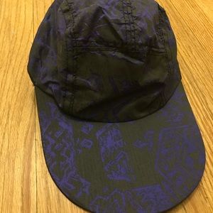 Vintage 90s skater biker hat with adjustable back